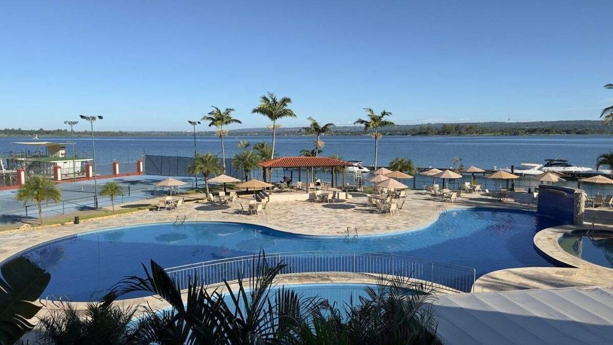 Flat Beira Lago No Centro De Bsb ブラジリア エクステリア 写真